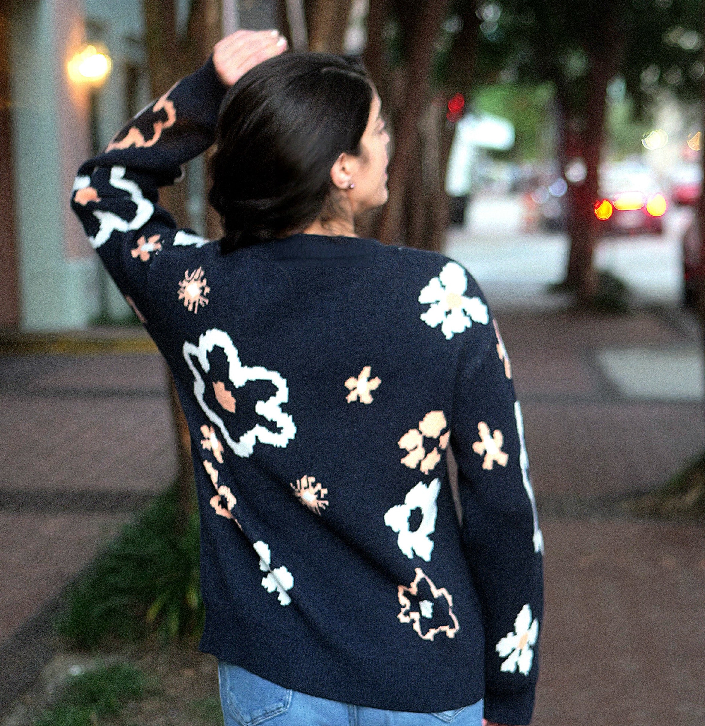 Daisy Jacquard Long-Sleeve Crew Neck Sweater